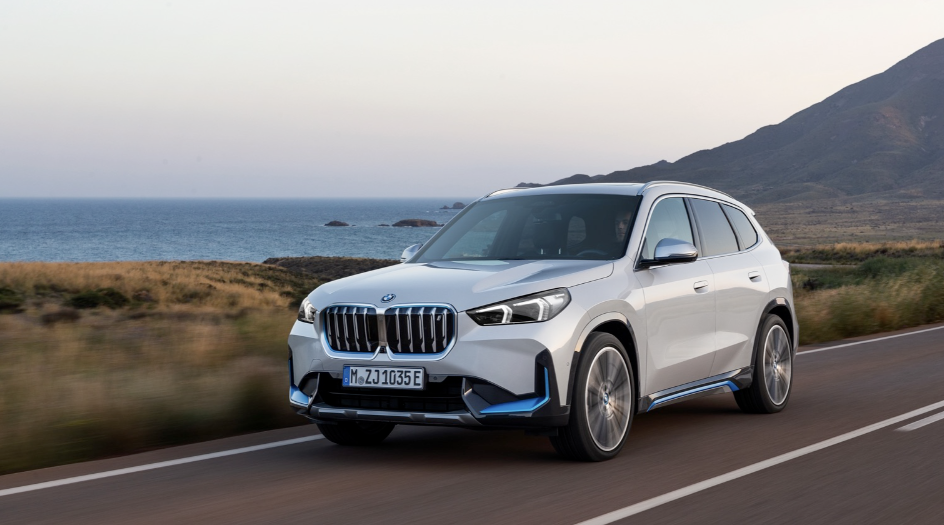 BMW iX1 xDrive30